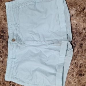 KHAKIS by GAP shorts